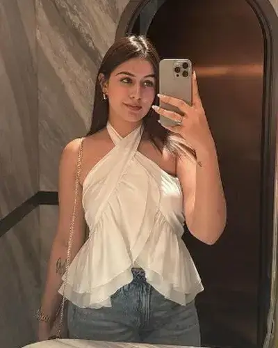 Escorts In Lamshang