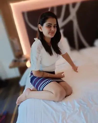 Escort Service In Lamshang
